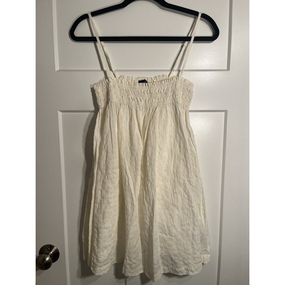 Urban Outfitters Women XS Cream Smocked Knee Length Sundress Boho Strappy
